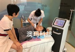 808激光脫毛儀器多少錢一臺?冰點(diǎn)永久脫毛機(jī)器多少錢一臺_脫毛機(jī)808價(jià)格